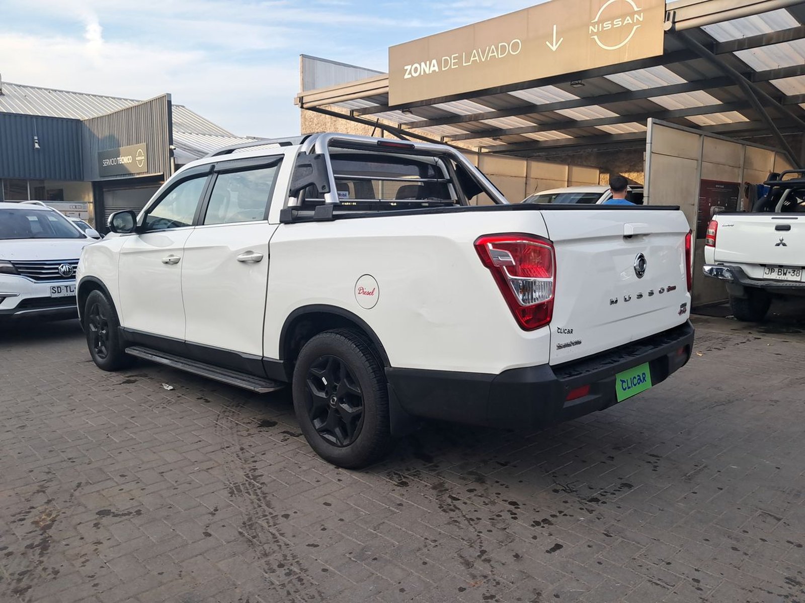 SsangYong Musso 2.2 Grand Limited Plus Td Diesel 4wd At6 4p 2023 - Foto 5 de 8