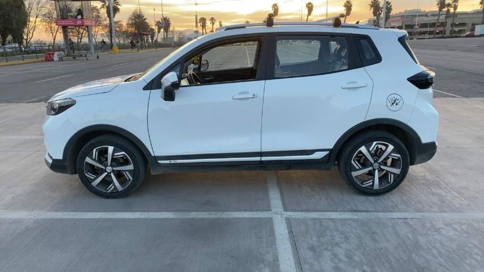 Changan Cs15 1.5 Elite 4x2 Mt 5p 2021 - Imagen 8 de 8