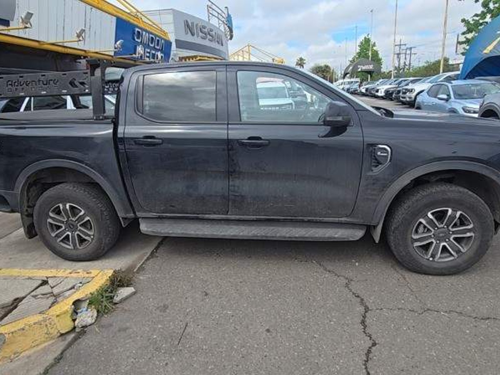 Ford Ranger 2.0 Xlt Diesel 4x4 Dob. Cab. At 4p 2025 - Foto 3 de 5