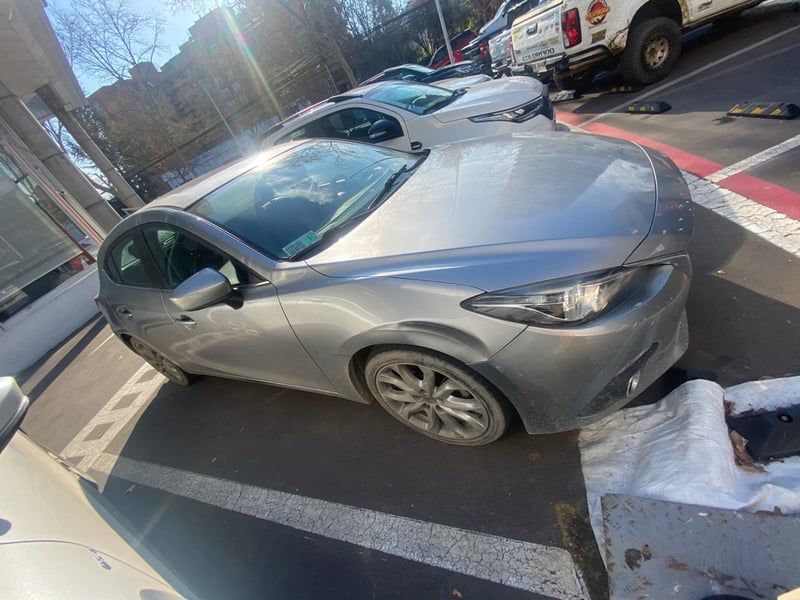 Mazda 3 2.0 Sport Gt 4x2 Sr 6at 5p 2016 - Imagen 3 de 5