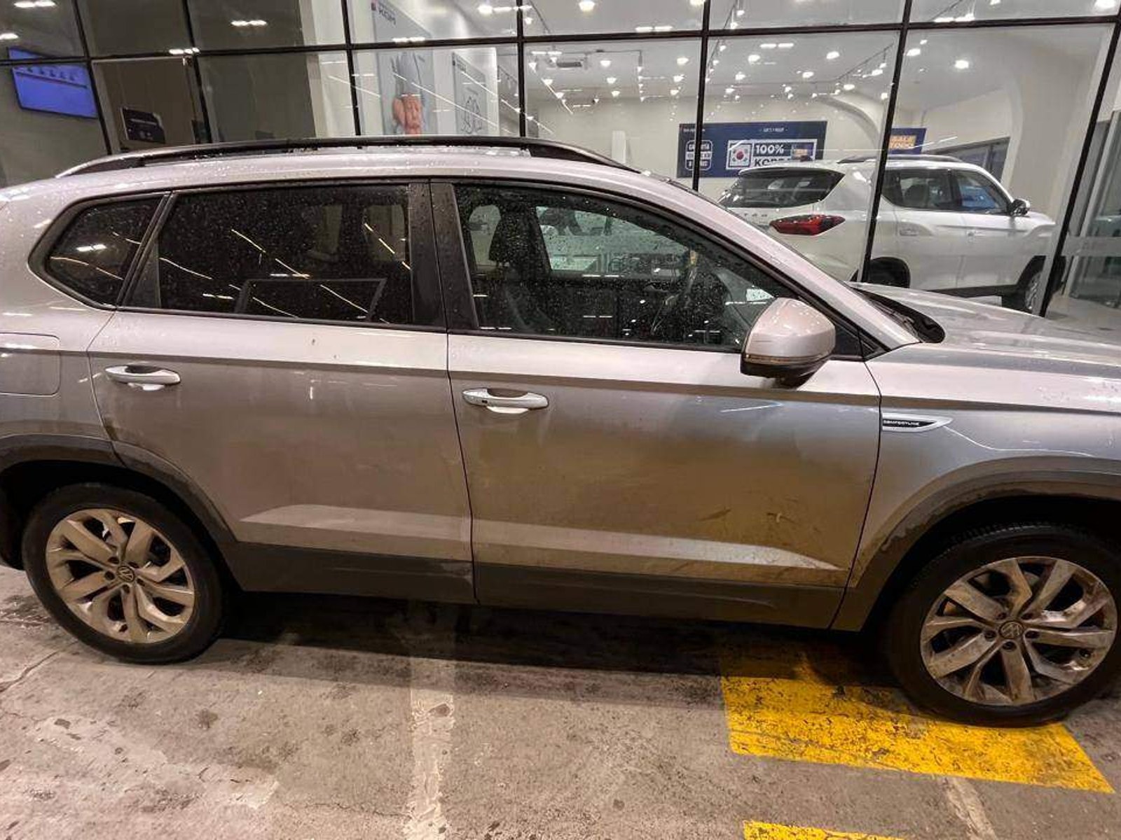Volkswagen Taos 1.4 Tsi Comfortline Sky 4x2 At 5p 2023 - Foto 2 de 4