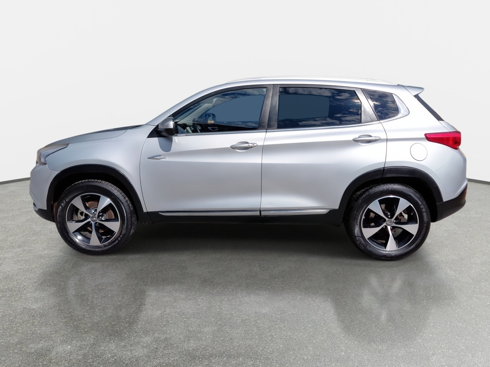 Chery Tiggo 7 1.5t Glx 4x2 Mt 5p 2019 - Foto 4 de 8