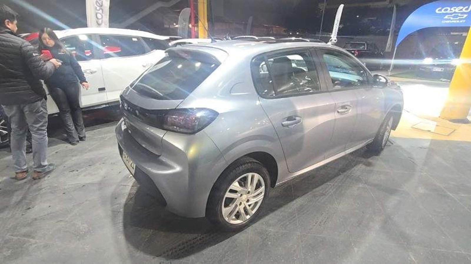 Peugeot 208 1.2 Style Puretech 75 4x2 Mt 5p 2023 - Foto 4 de 8