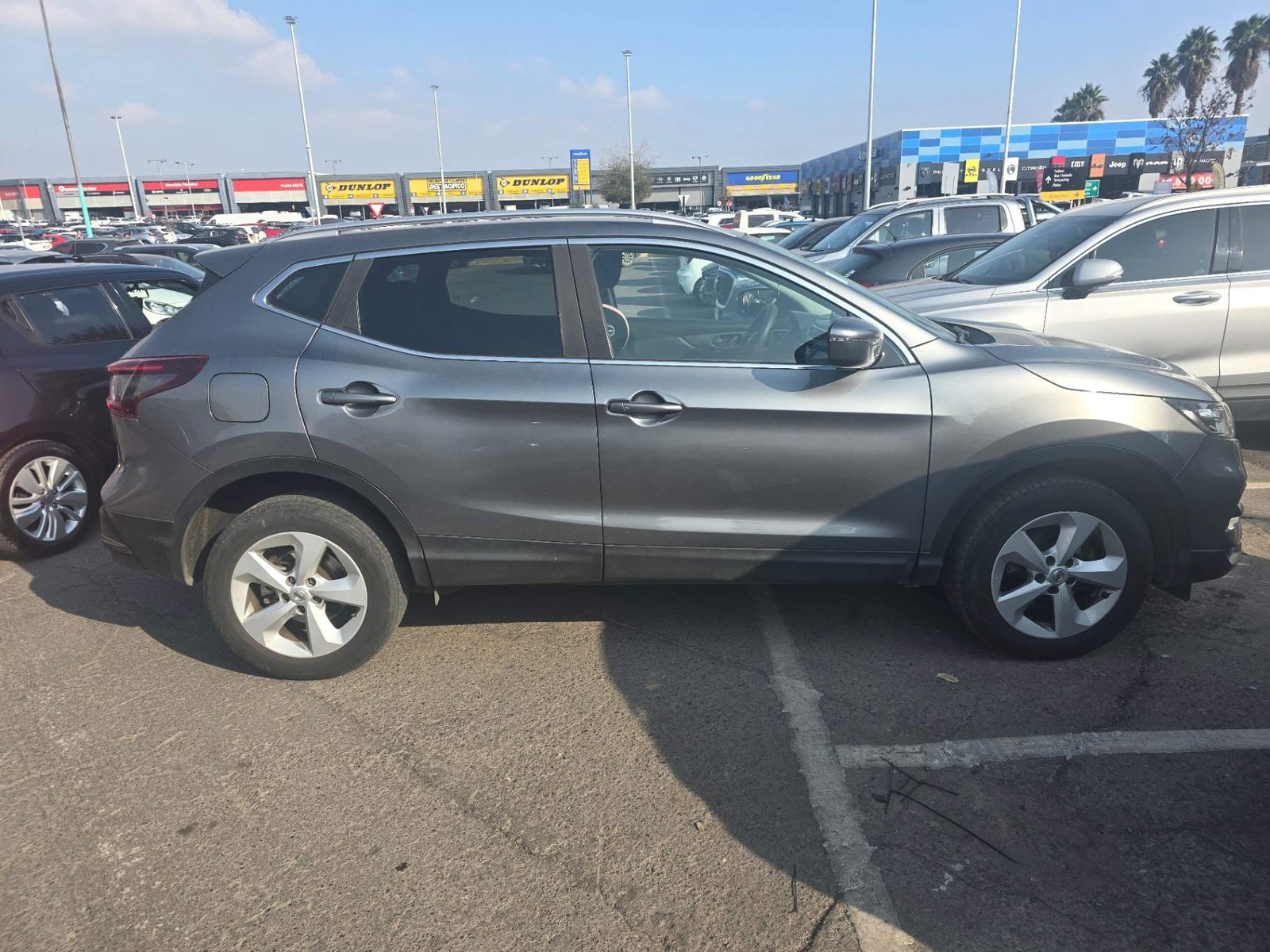 Nissan Qashqai 2.0 Sense 4x2 Mt 5p 2021 - Foto 3 de 8