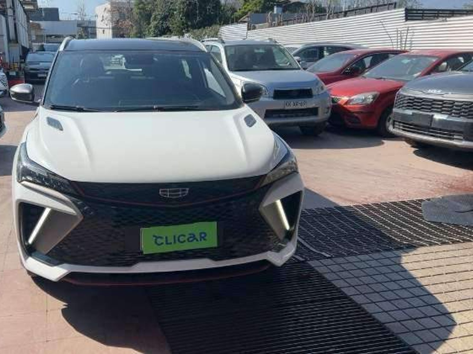 Geely Coolray 1.5 Gf Sport 4x2 At 5p 2026 - Foto 2 de 5