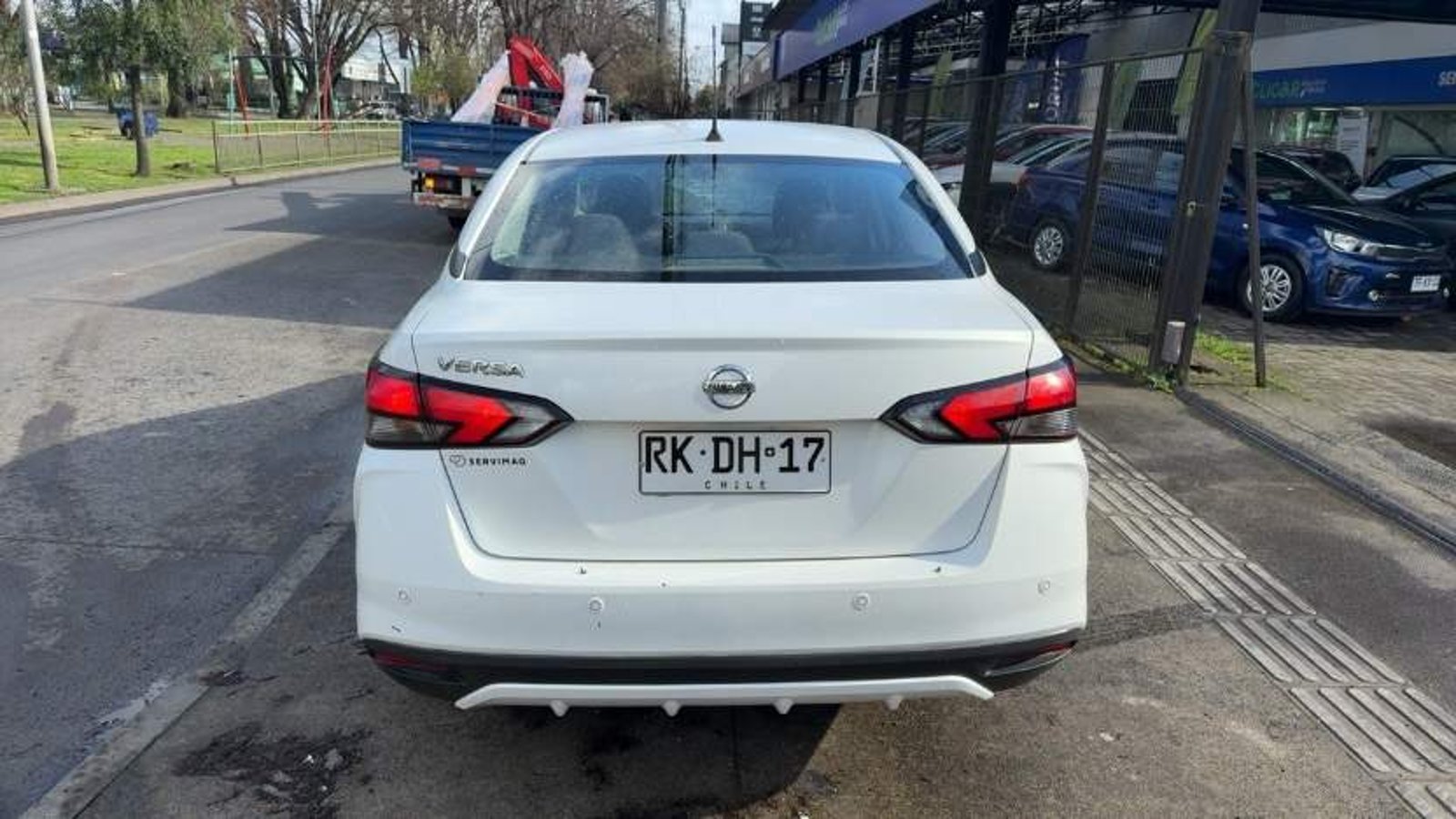 Nissan Versa 1.6 Sense Mt 4p 2022 - Imagen 4 de 4