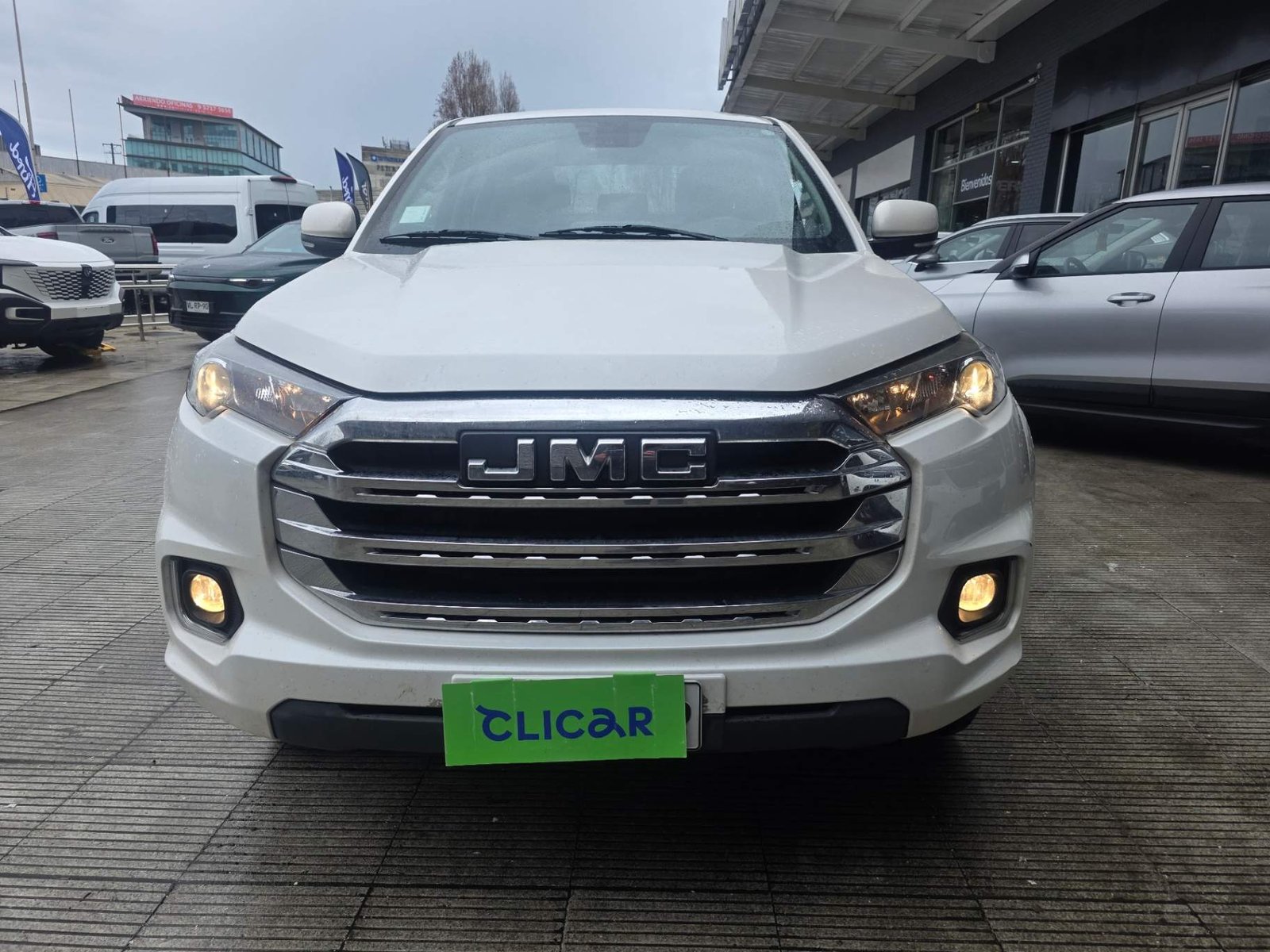 JMC Vigus 2.0 Plus Diesel 4x2 Euro6c Mt 4p 2024 - Foto 2 de 5