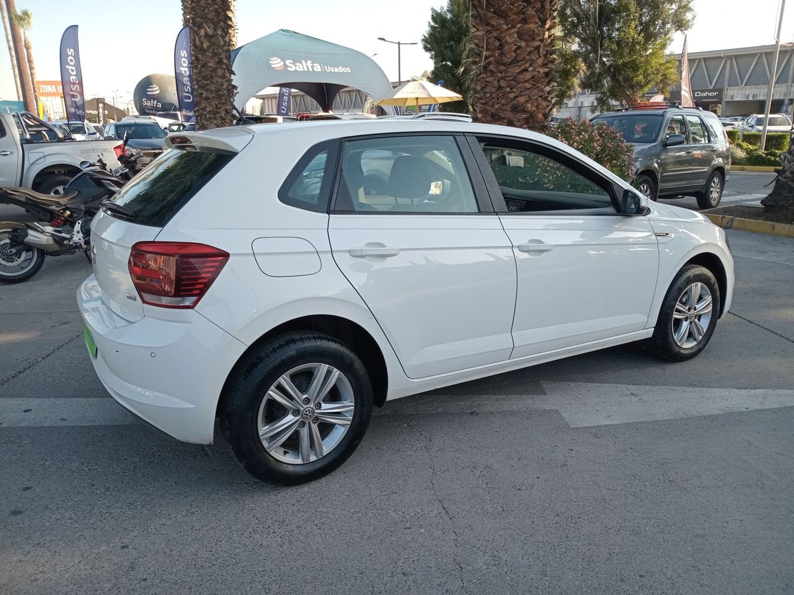 Volkswagen Polo 1.6 Comfortline 4x2 Mt5 5p 2023 - Imagen 7 de 8