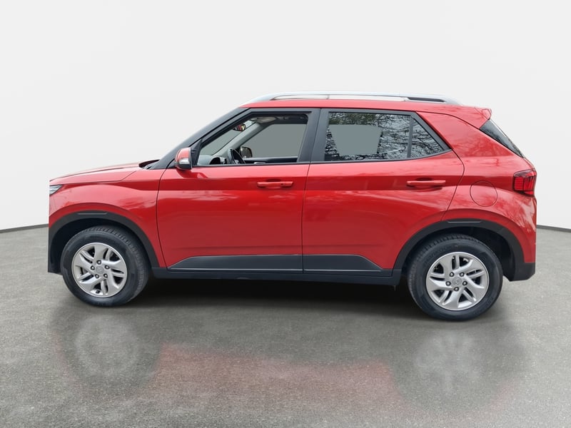 Hyundai Venue 1.6 Qx Value 4x2 Mt 5p 2020 - Imagen 4 de 8