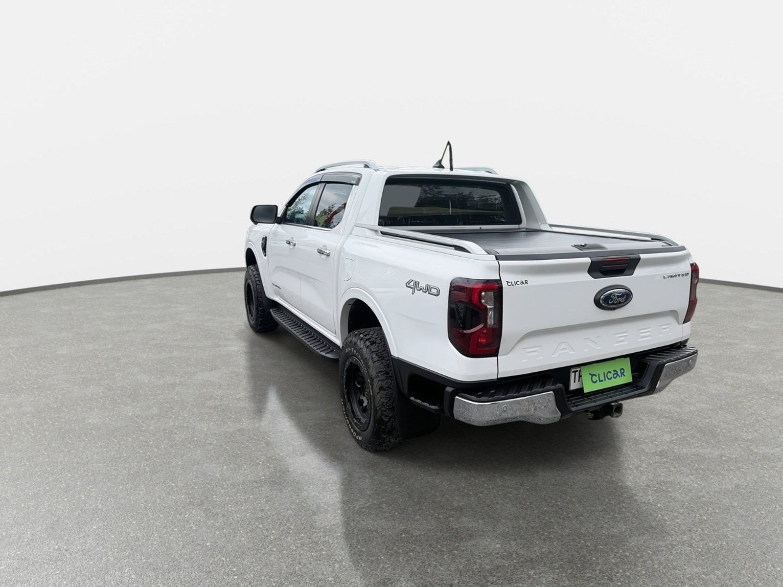 Ford Ranger 3.0 Ltd Diesel 4x4 Dob. Cab. At 4p 2024 - Foto 5 de 8