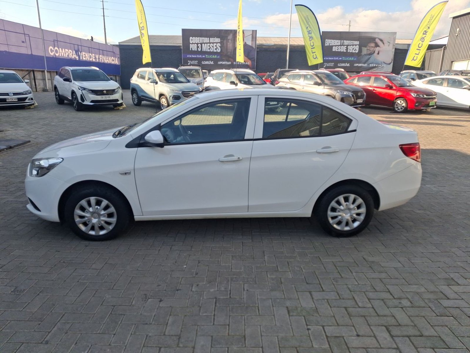 Chevrolet Sail 1.5 Ls 4x2 Mt 4p 2023 - Foto 4 de 8