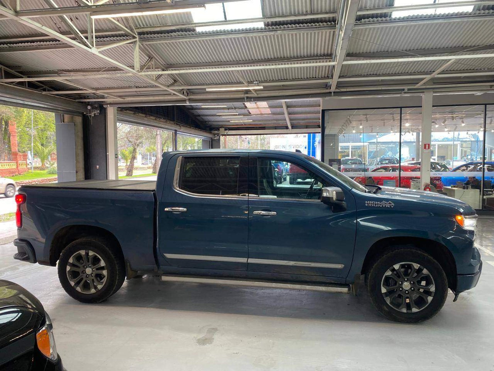 Chevrolet Silverado 3.0 High Country 4x4 At 4p 2024 - Foto 3 de 5