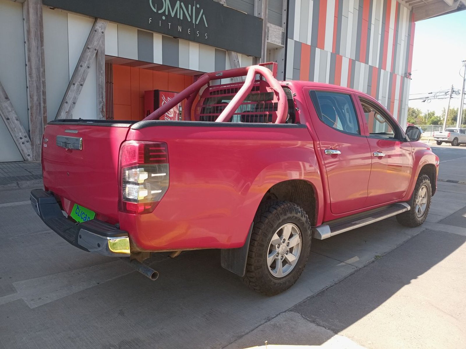 Mitsubishi L200 2.2 Katana Crt Diesel Dob. Cab. 4x4 Mt 4p 2024 - Imagen 7 de 8