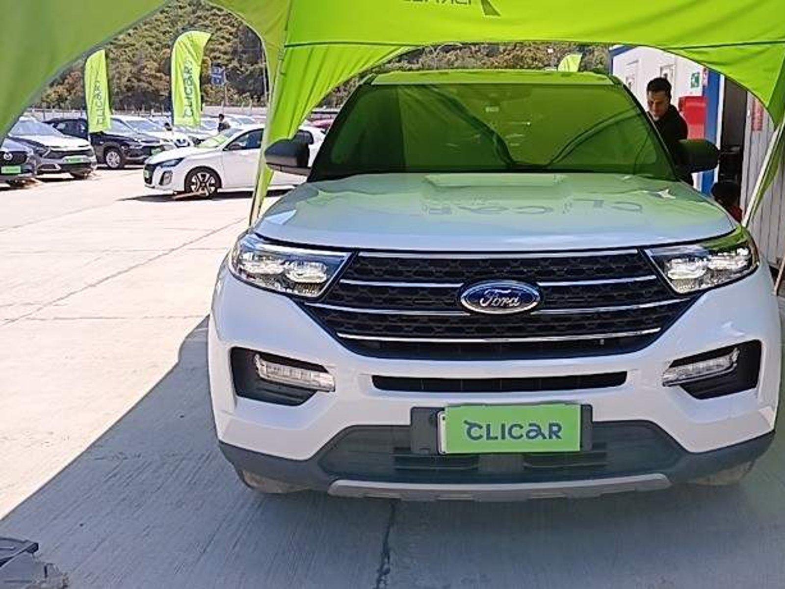 Ford Explorer 2.3 Ecoboost Xlt 4x2 At 5p 2024 - Foto 2 de 5