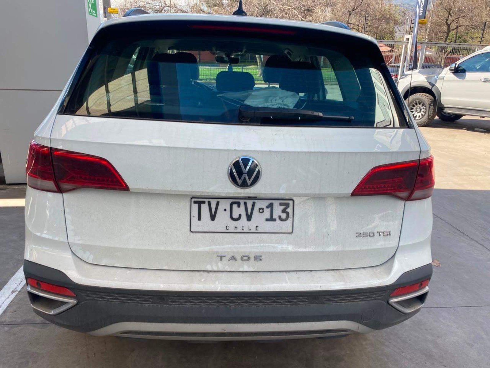 Volkswagen Taos 1.4 Tsi Comfortline 4x2 At 5p 2025 - Imagen 4 de 4