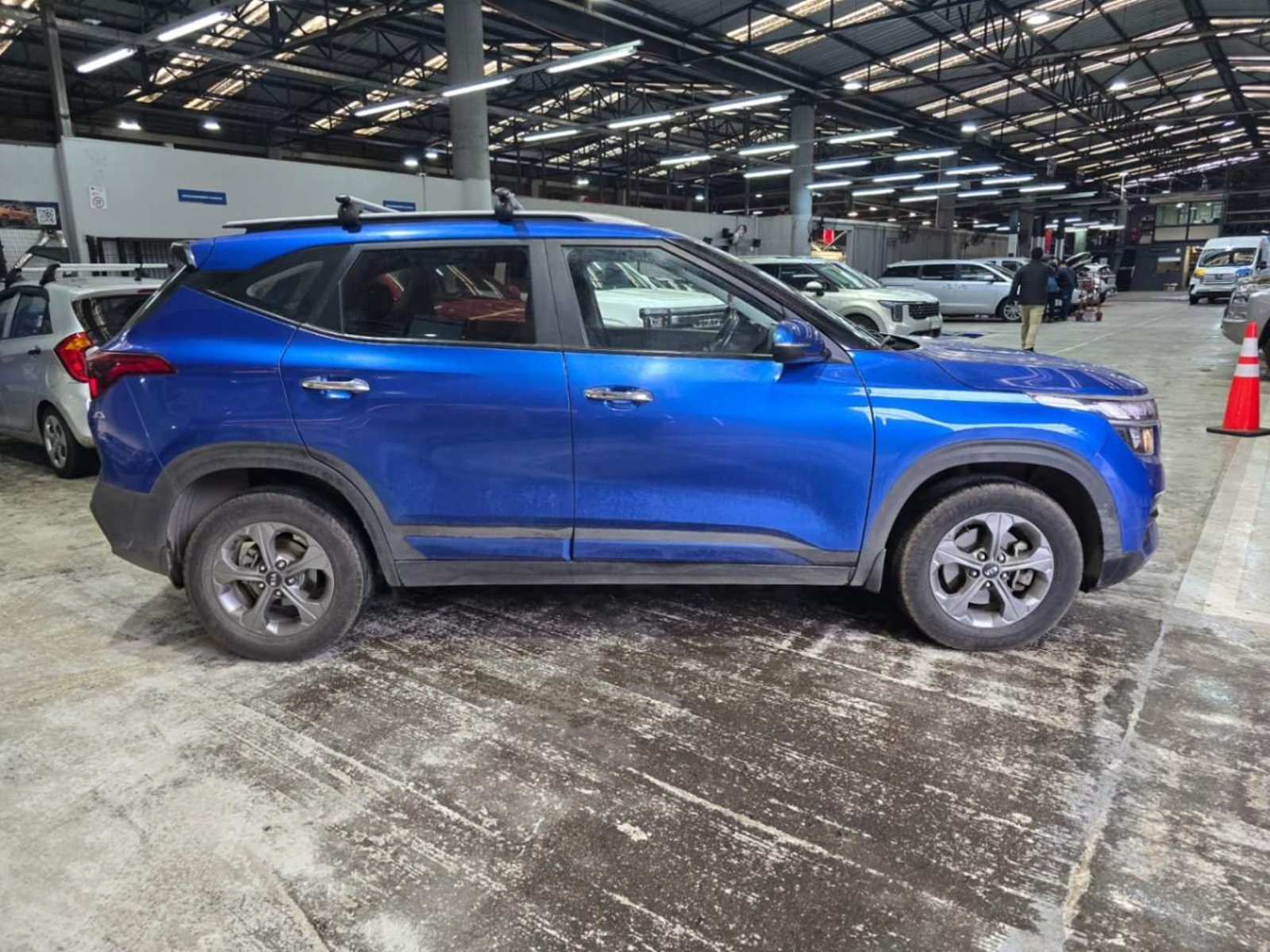 Kia Seltos 1.6 Ex 4x2 6at 5p 2021 - Foto 2 de 4