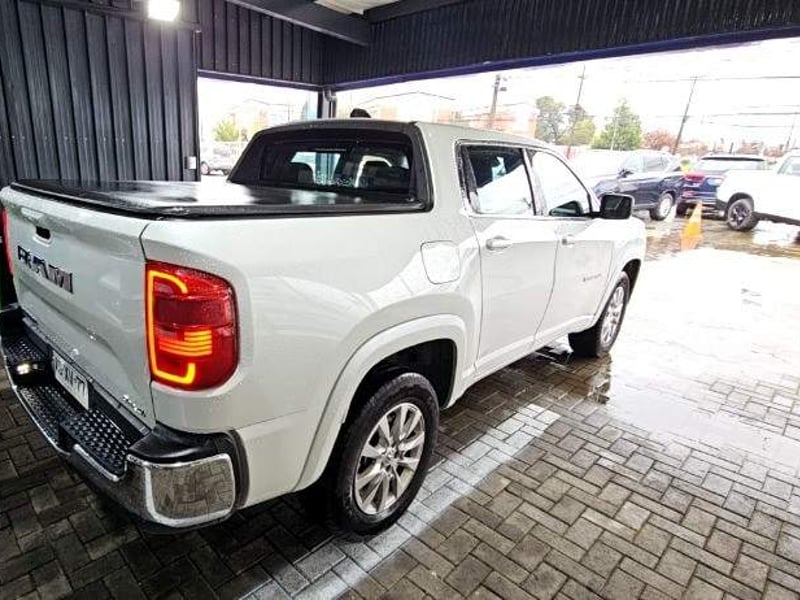 RAM Rampage 2.2 Bighorn Diesel 4x4 Dob. Cab. At 4p 2026 - Imagen 4 de 5