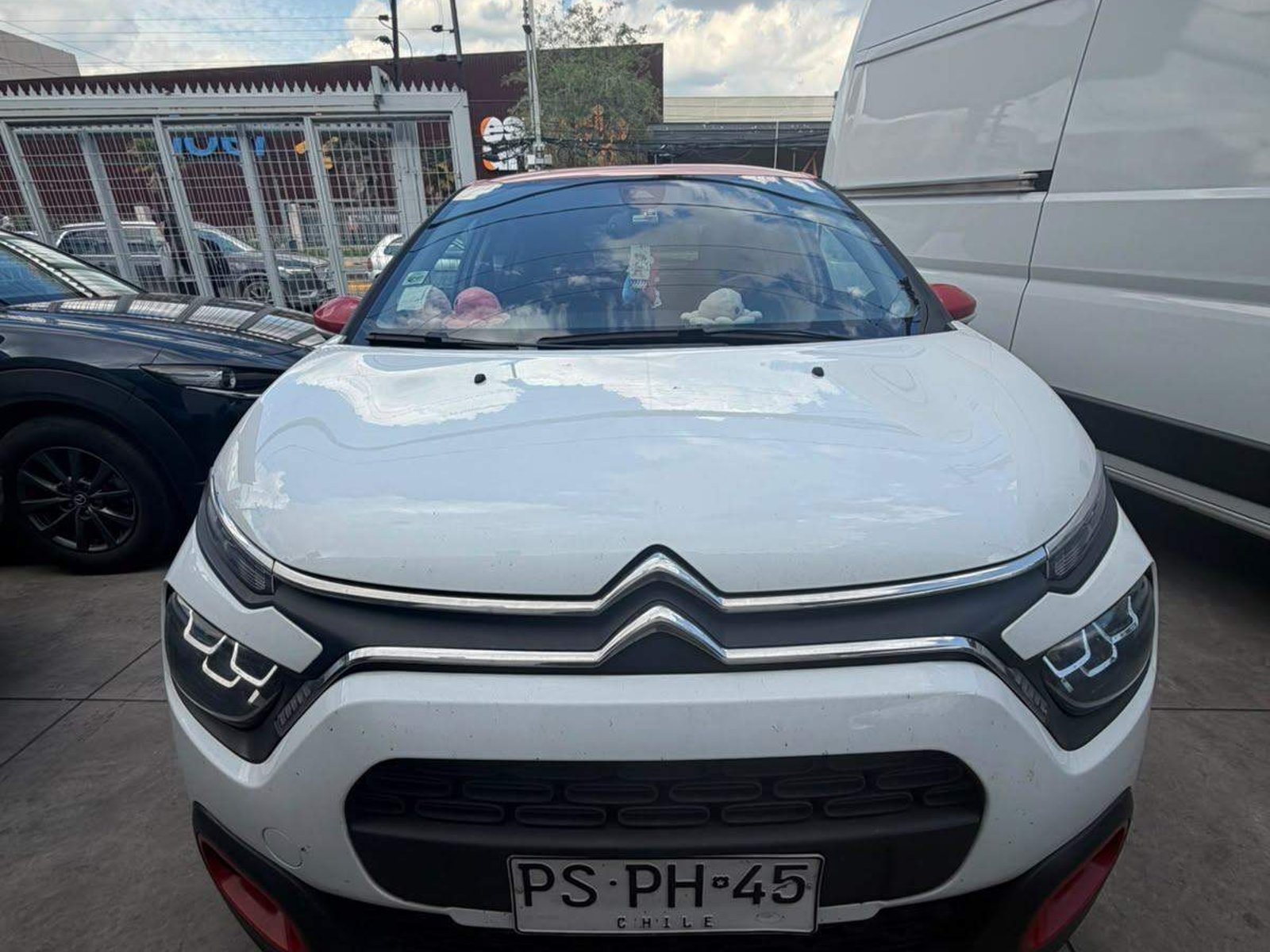 Citroën C3 1.5 Shine Bluehdi Diesel 4x2 Connected Cam 100 Ss Bvm6 Hb Mt 5p 2021 - Foto 2 de 5