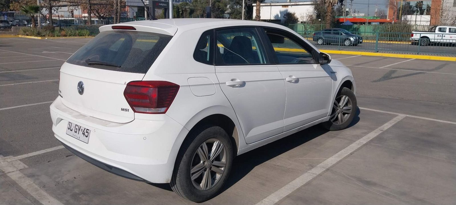 Volkswagen Polo 1.6 Comfortline 4x2 Mt5 5p 2023 - Foto 3 de 5