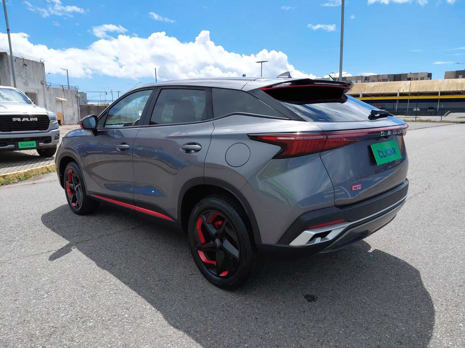 OMODA C5 1.5t Luxury 4x2 Cvt At 5p 2025 - Foto 5 de 8