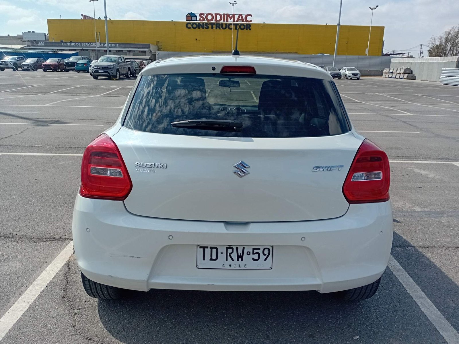 Suzuki Swift 1.2 Gl Sport Amt 4x2 Hb At 5p 2024 - Foto 5 de 5