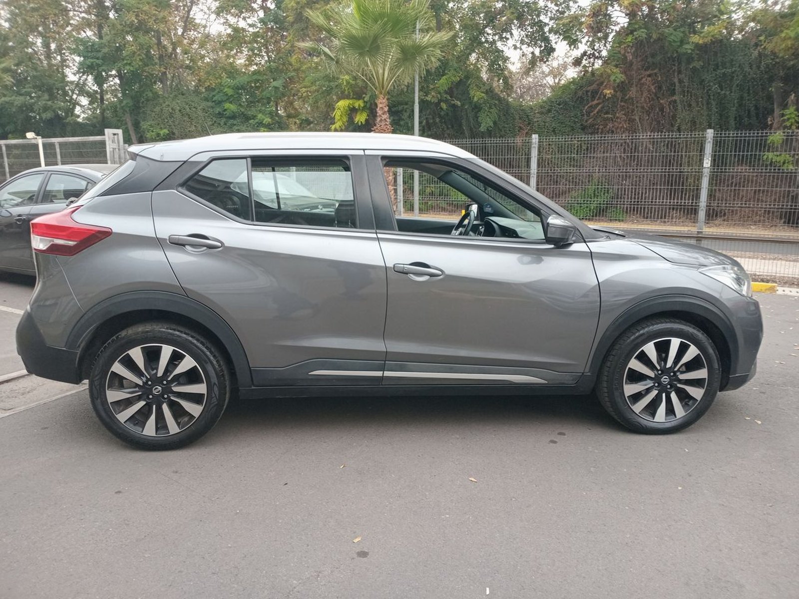 Nissan Kicks 1.6 Exclusive Cvt At 5p 2017 - Imagen 8 de 8