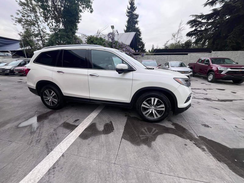 Honda Pilot 3.5 Elite 4x4 At 5p 2018 - Imagen 3 de 5