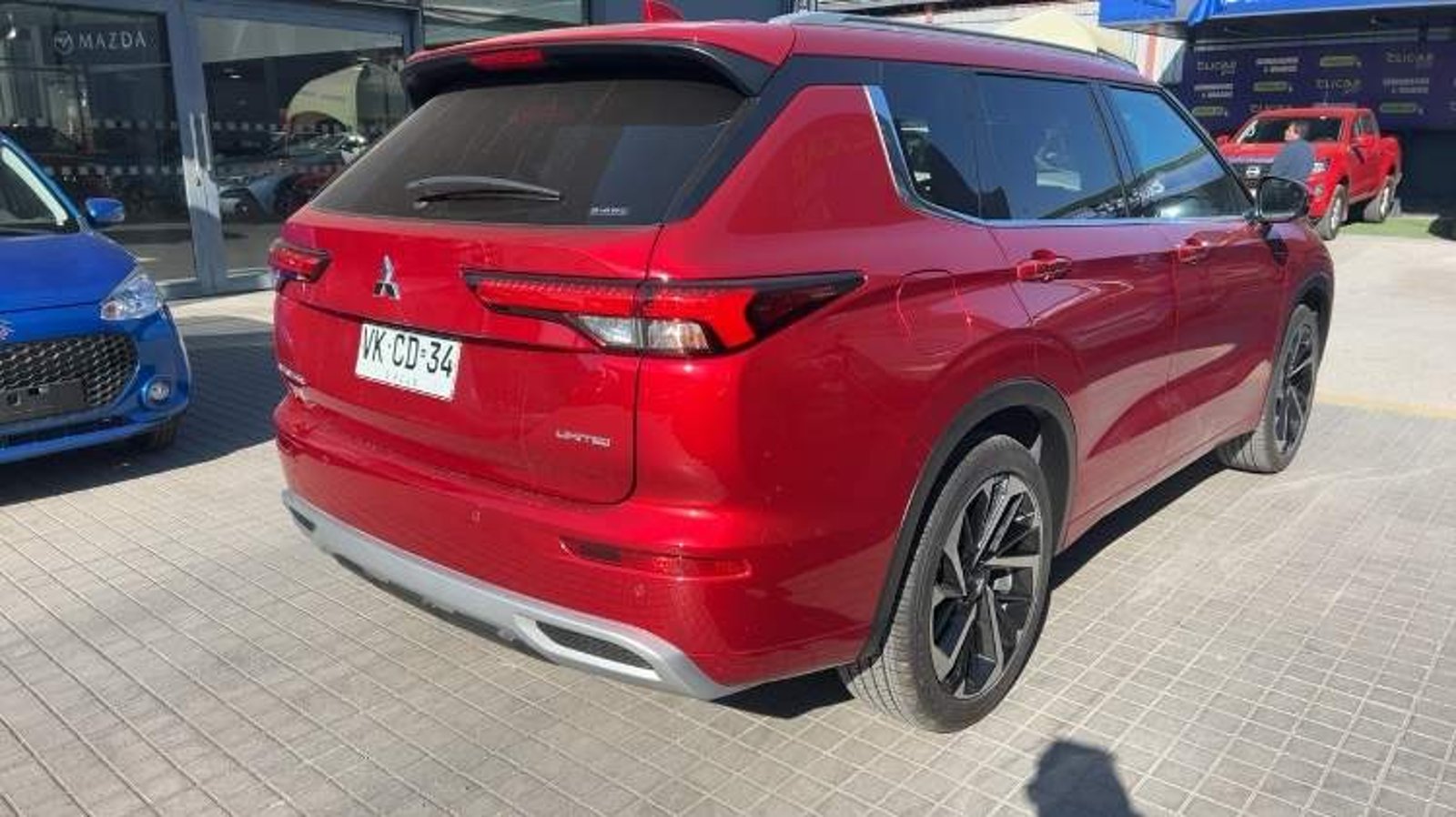 Mitsubishi Outlander 2.5 Gls Limited P 4x4 At 5p 2026 - Foto 4 de 8