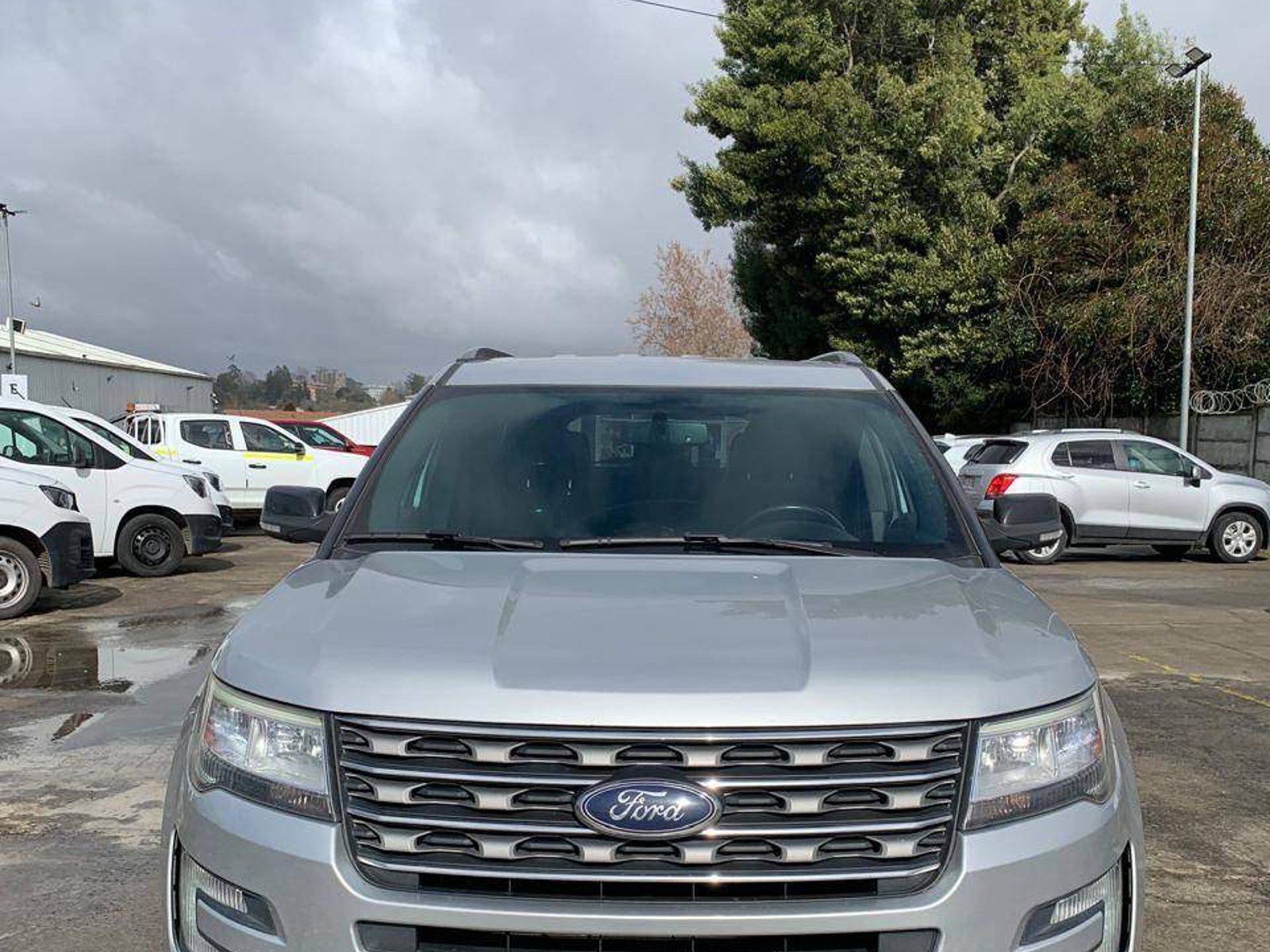 Ford Explorer 3.5 Xlt 4x2 3 Corridas At 5p 2017 - Foto 2 de 5