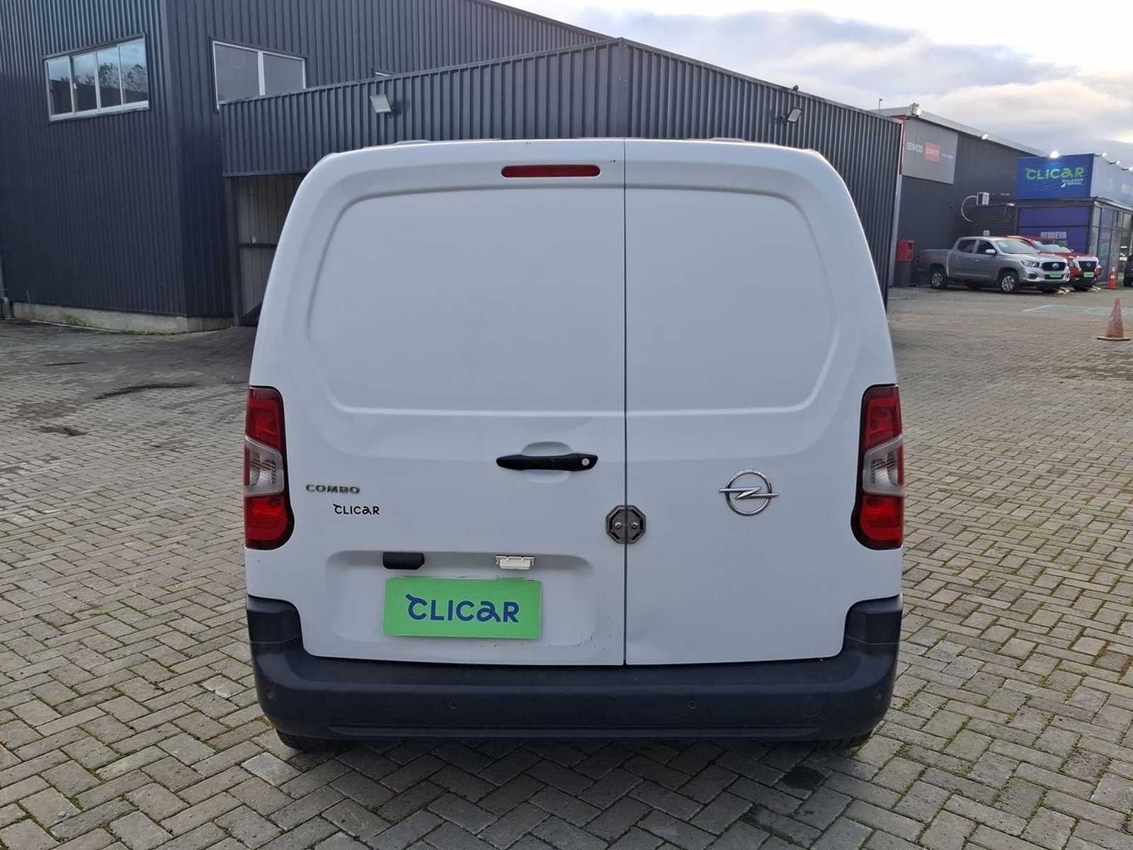 Opel Combo 1.6 Combo Td Diesel 4x2 Mt 5p 2023 - Imagen 6 de 8
