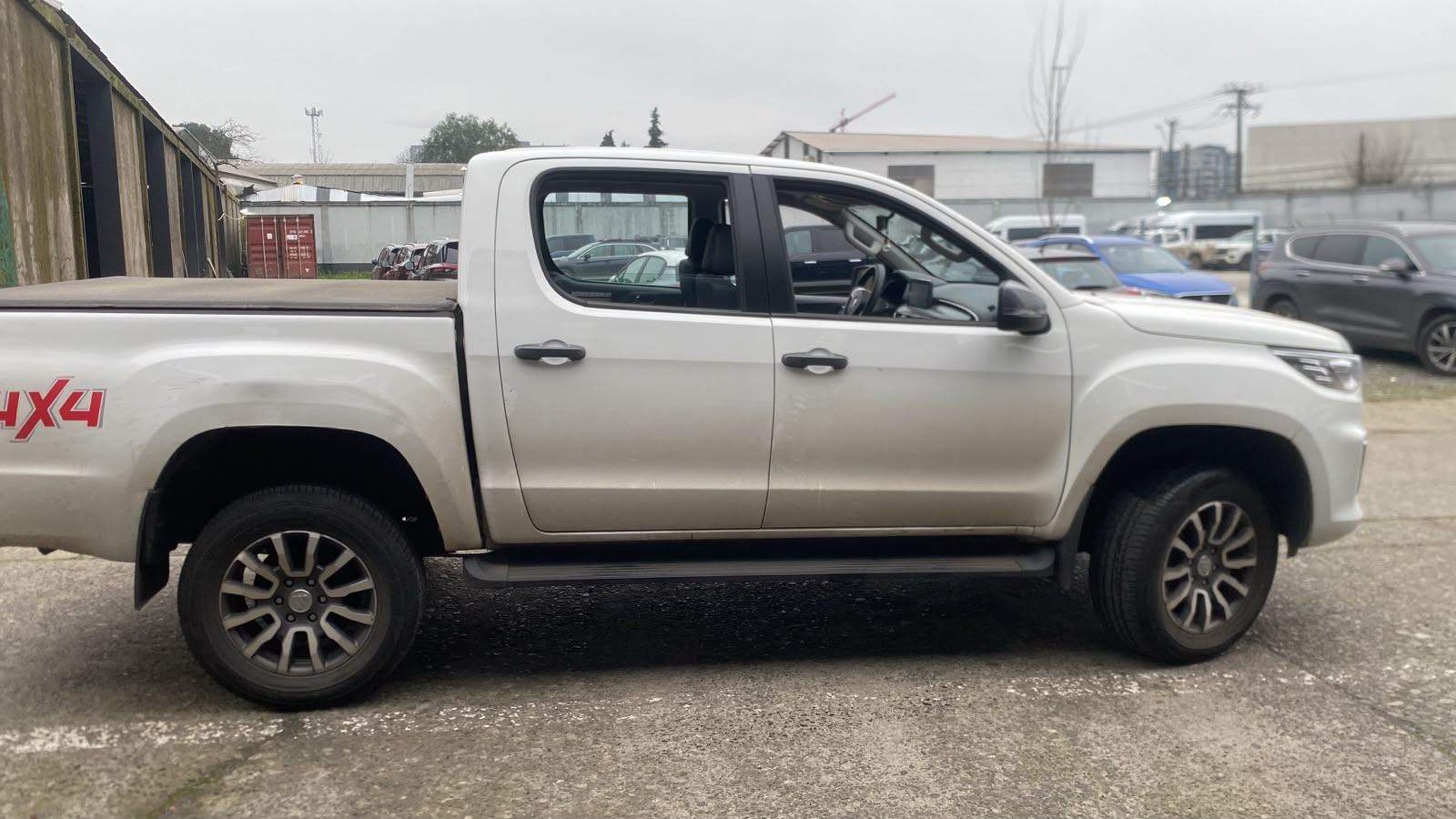 Foton G7 2.0 Adventure Diesel 4x4 Mt 4p 2023 - Imagen 3 de 5