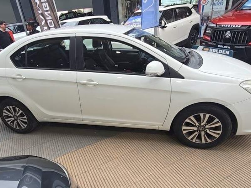 Great Wall C30 1.5 Plus Elite 4x2 Mt 4p 2019 - Imagen 3 de 5