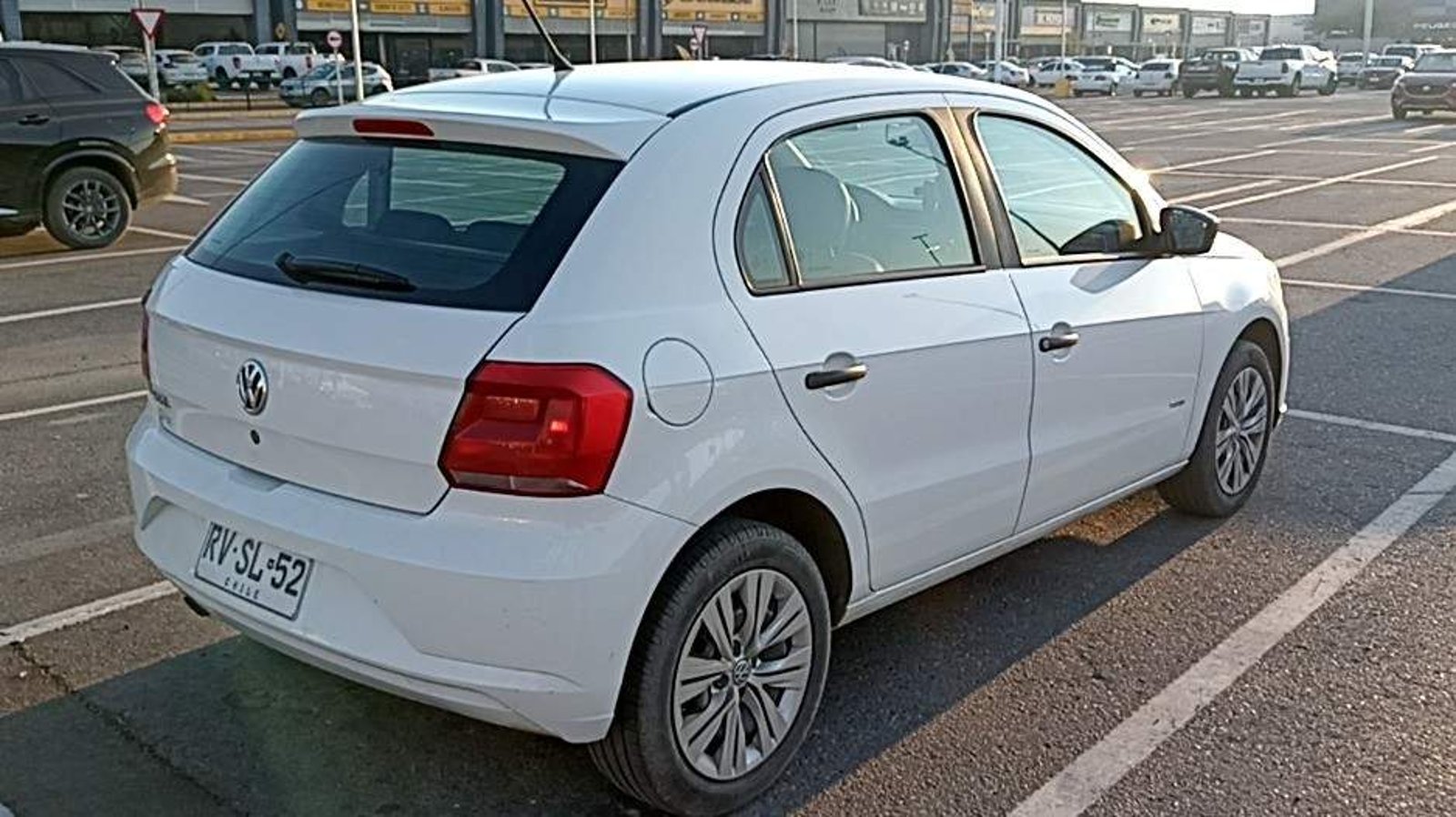 Volkswagen Gol 1.6 Trendline 4x2 Hb Mt 5p 2022 - Imagen 4 de 5