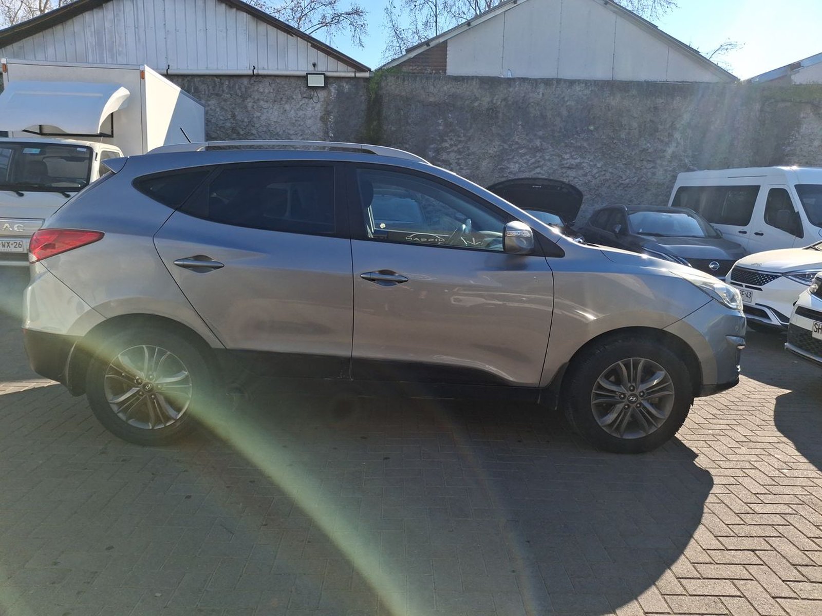 Hyundai Tucson 2.0 Gl Crdi Diesel 4wd Lm Pe At 5p 2016 - Imagen 8 de 8