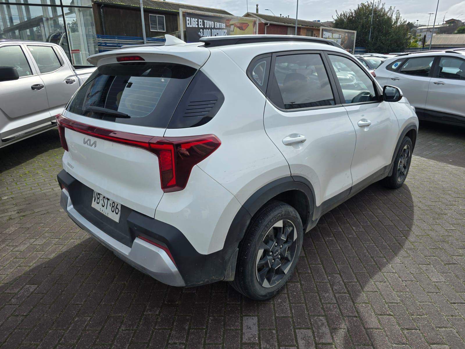 Kia Sonet 1.5 Ex 4x2 6mt 5p 2025 - Imagen 4 de 5