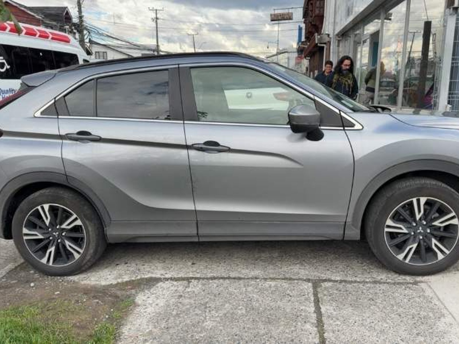 Mitsubishi Eclipse Cross 1.5 Rs N 4x2 At 5p 2024 - Foto 3 de 5
