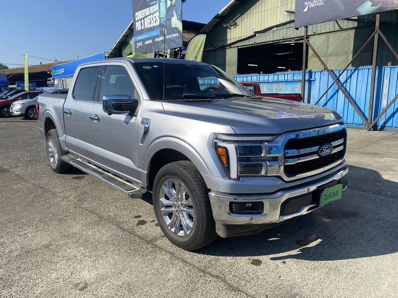 Ford F-150 5.0 Lariat Luxury Cc Dob. Cab. 4x4 At 4p 2025