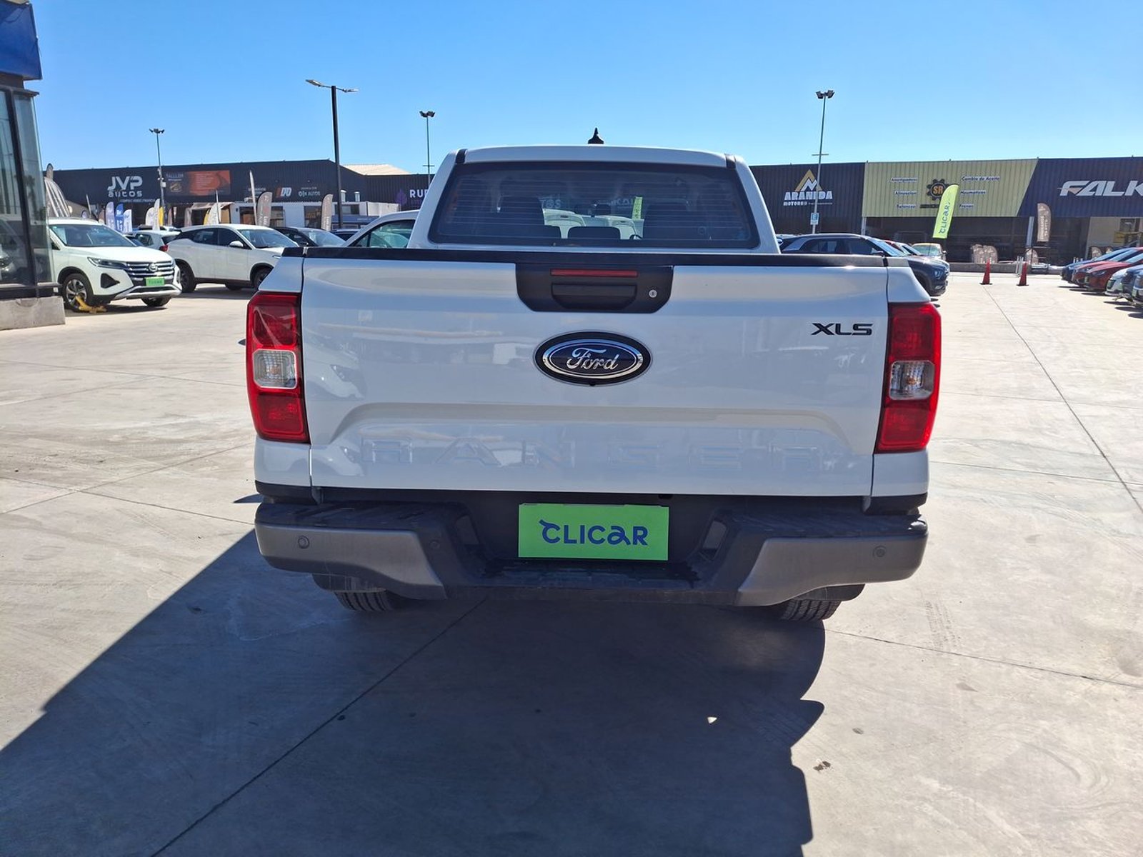 Ford Ranger 2.0 Xls Diesel 4x2 Dob. Cab. Mt 4p 2026 - Imagen 6 de 8