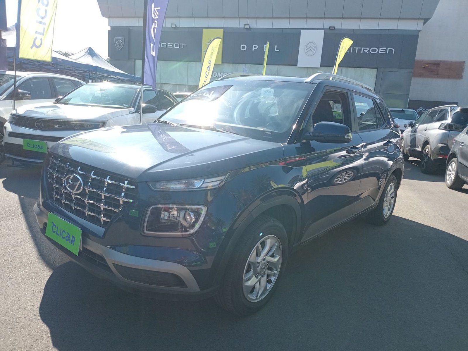 Hyundai Venue 1.6 Qx Value 4x2 Mt 5p 2021 - Foto 3 de 8