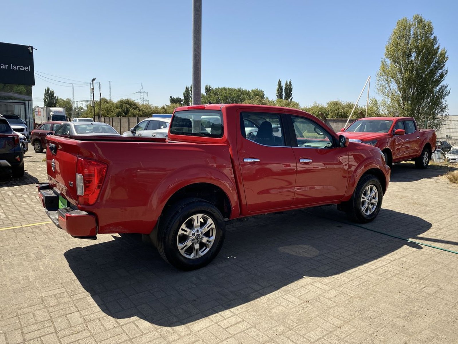 Nissan Navara 2.3d Xe Diesel 4x2 Dob.cab. Mt 4p 2024 - Imagen 7 de 8