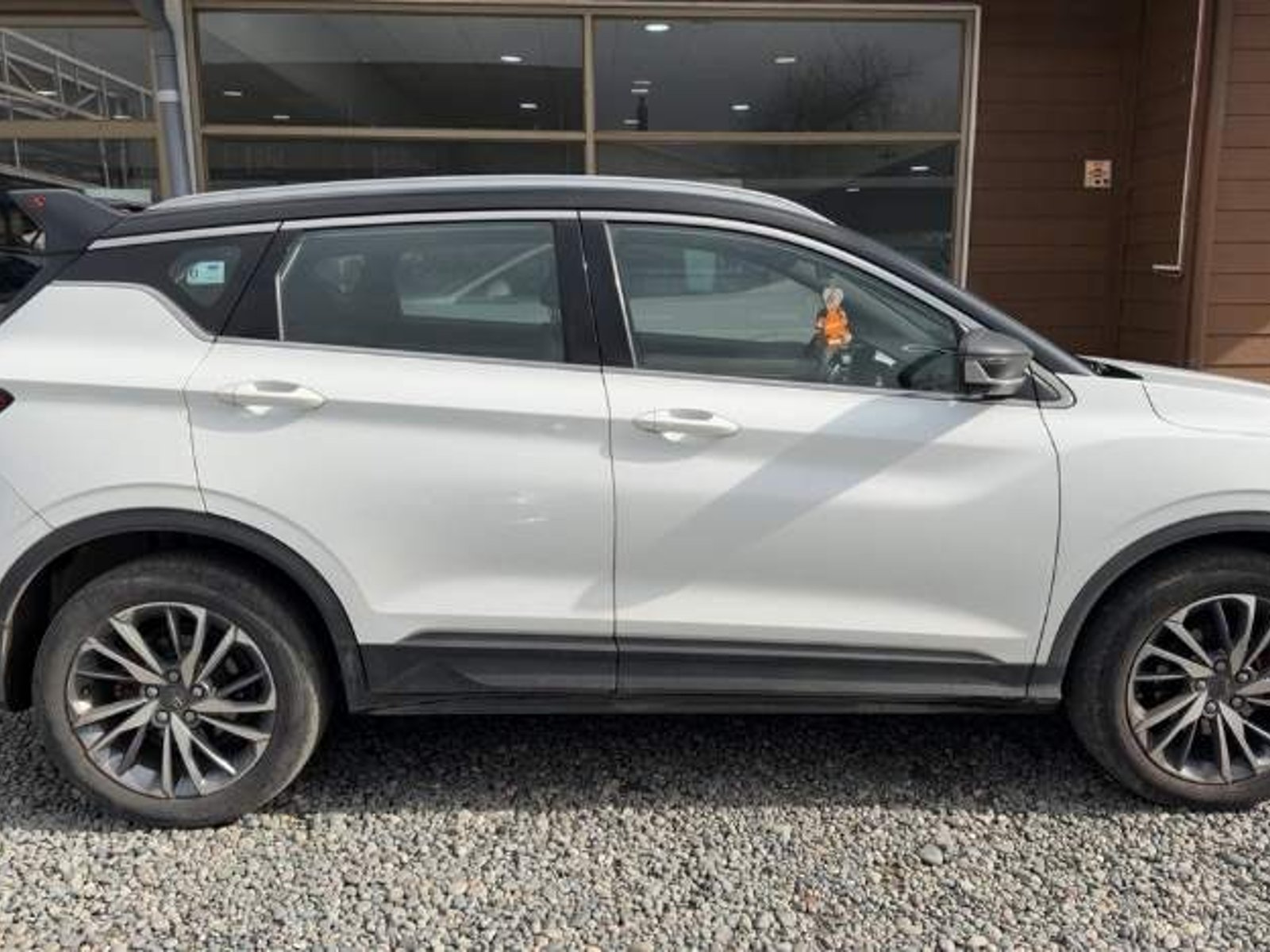 Geely Coolray 1.5 Gf Sport 4x2 At 5p 2023 - Foto 2 de 4