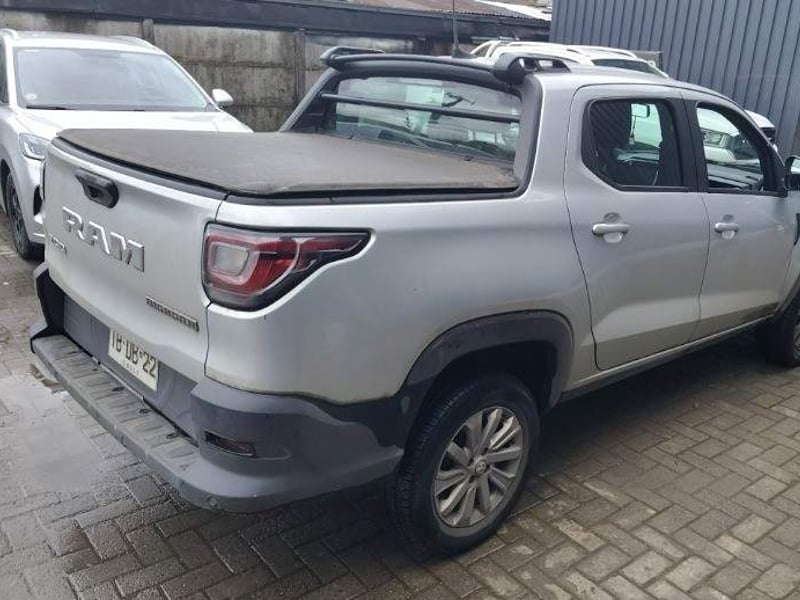 RAM 700 1.4 Bighorn 4x2 Dob. Cab. Mt 4p 2024 - Imagen 4 de 5