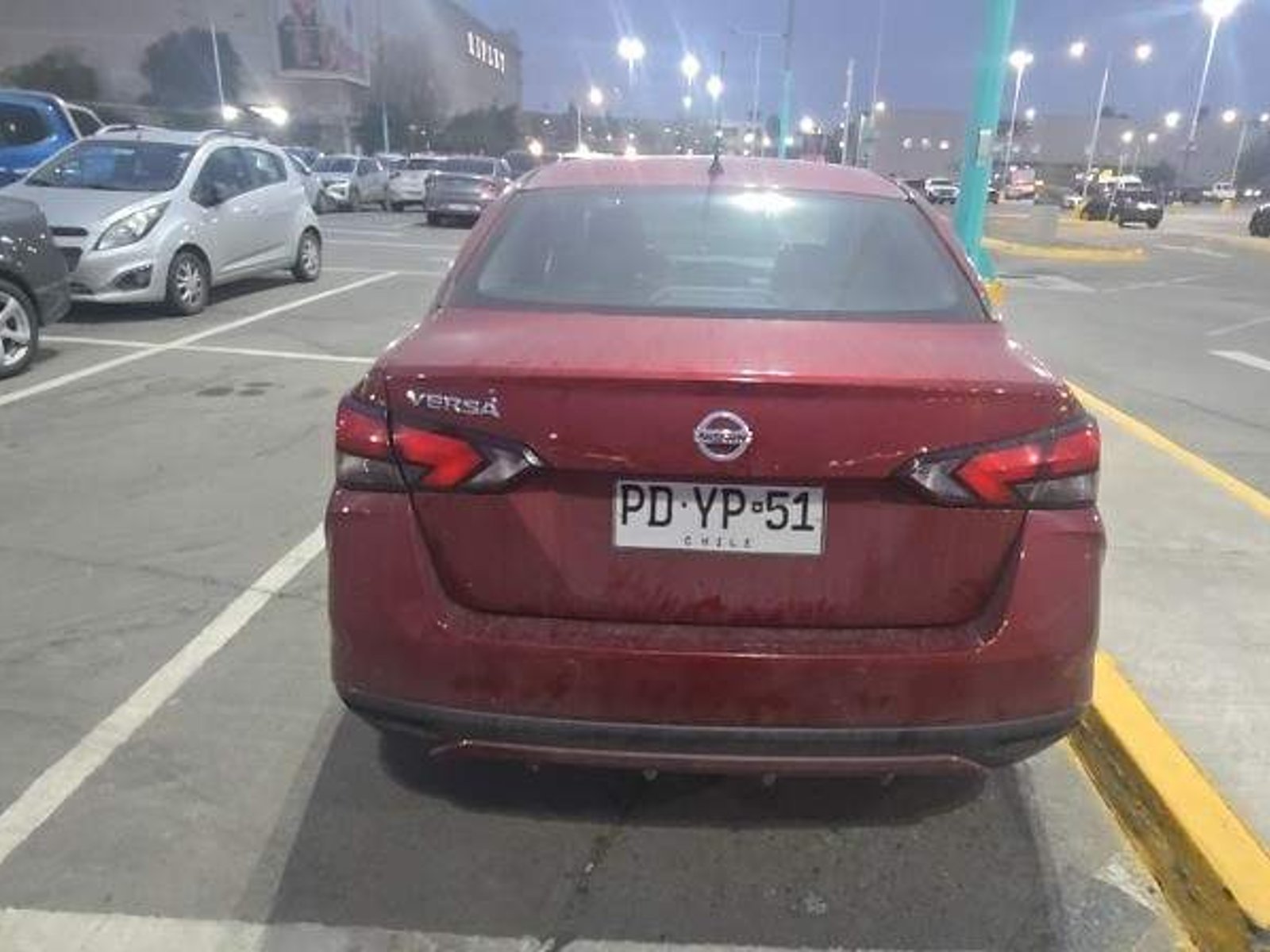 Nissan Versa 1.6 Sense 4x2 Mt 4p 2020 - Foto 5 de 5