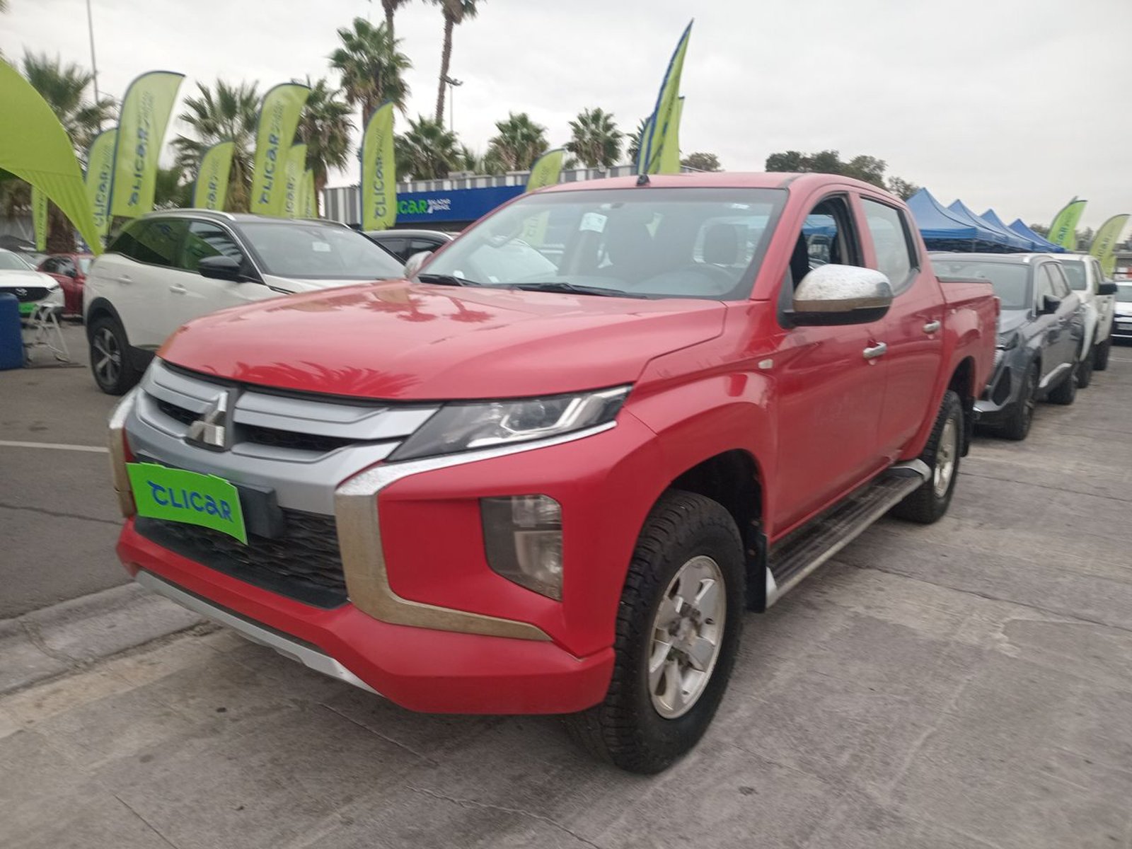Mitsubishi L200 2.2 Katana Crt Diesel Dob. Cab. 4x4 Mt 4p 2024 - Foto 3 de 8