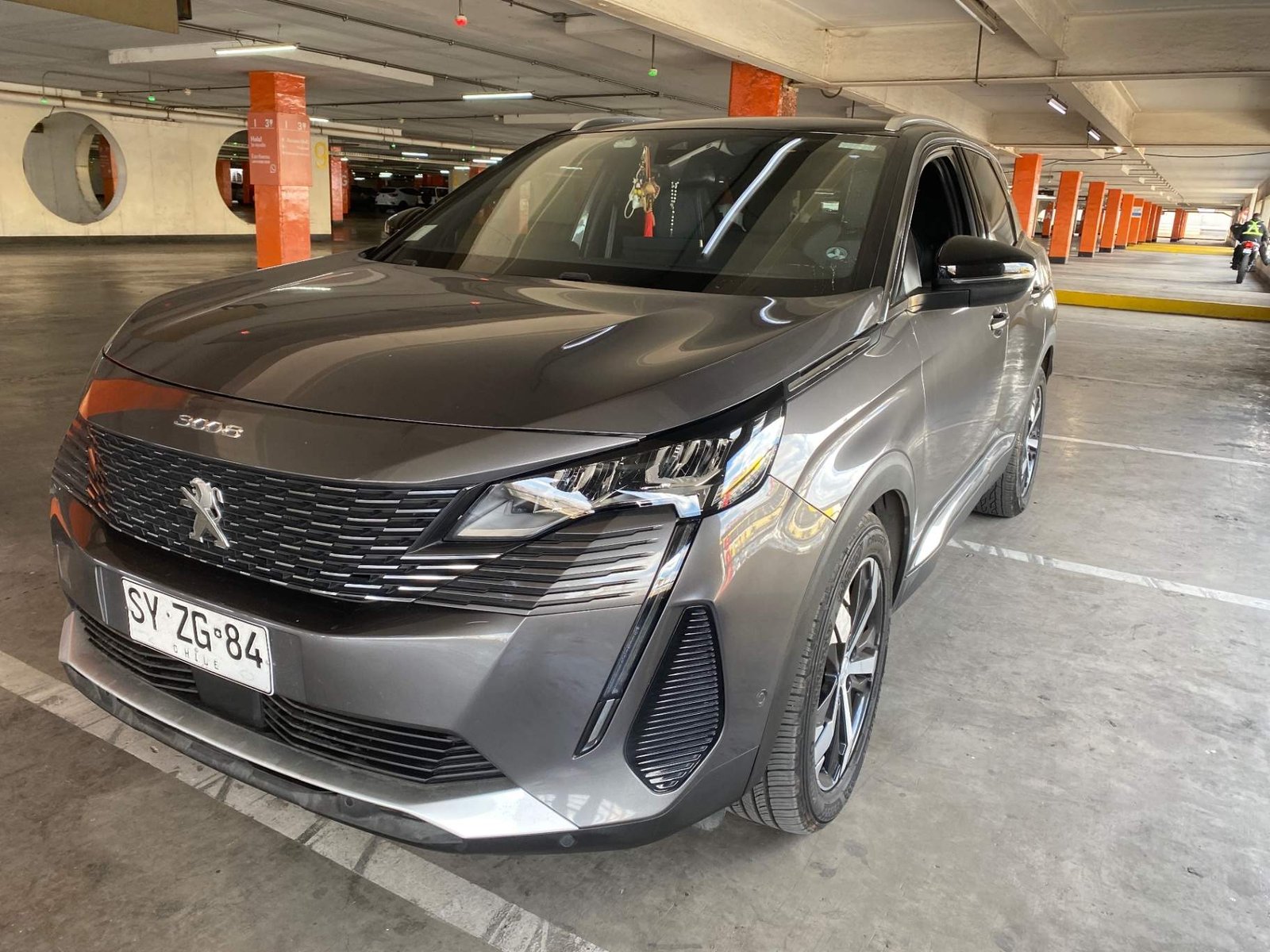 Peugeot 3008 1.5 Allure Pack Bluehdi 130 4x2 Eat8 5p 2023 - Imagen 6 de 8