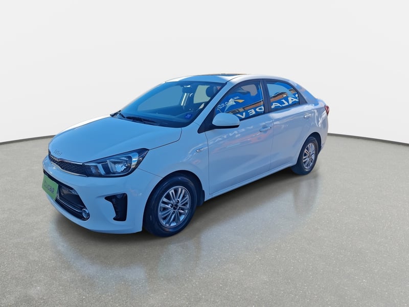 Kia Soluto 1.4 Ex Full 4x2 Srf Mt 4p 2025 - Imagen 3 de 8