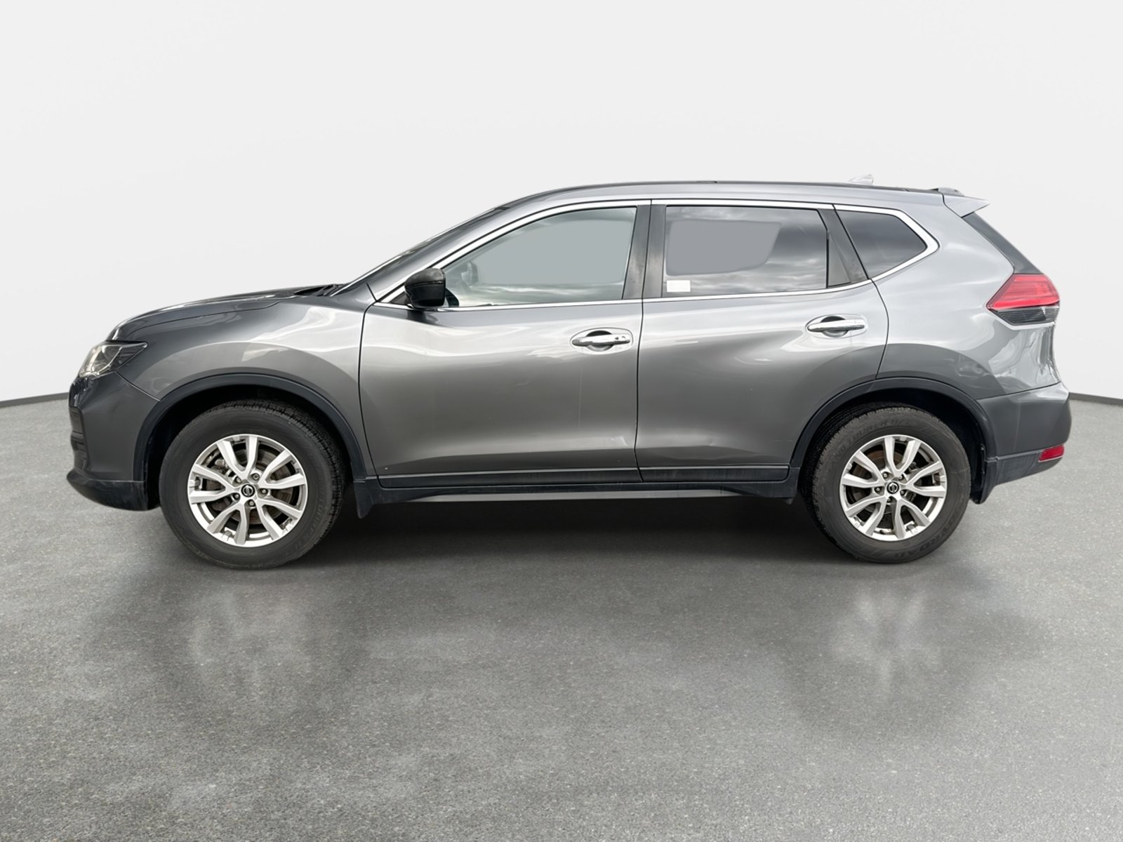 Nissan X-trail 2.5 Sense 4x2 3row Cvt At 5p 2021 - Foto 4 de 8
