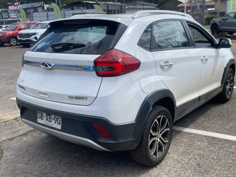 Chery Tiggo 2 1.5 Vvt Gls 4x2 Mt 5p 2022 - Imagen 4 de 5
