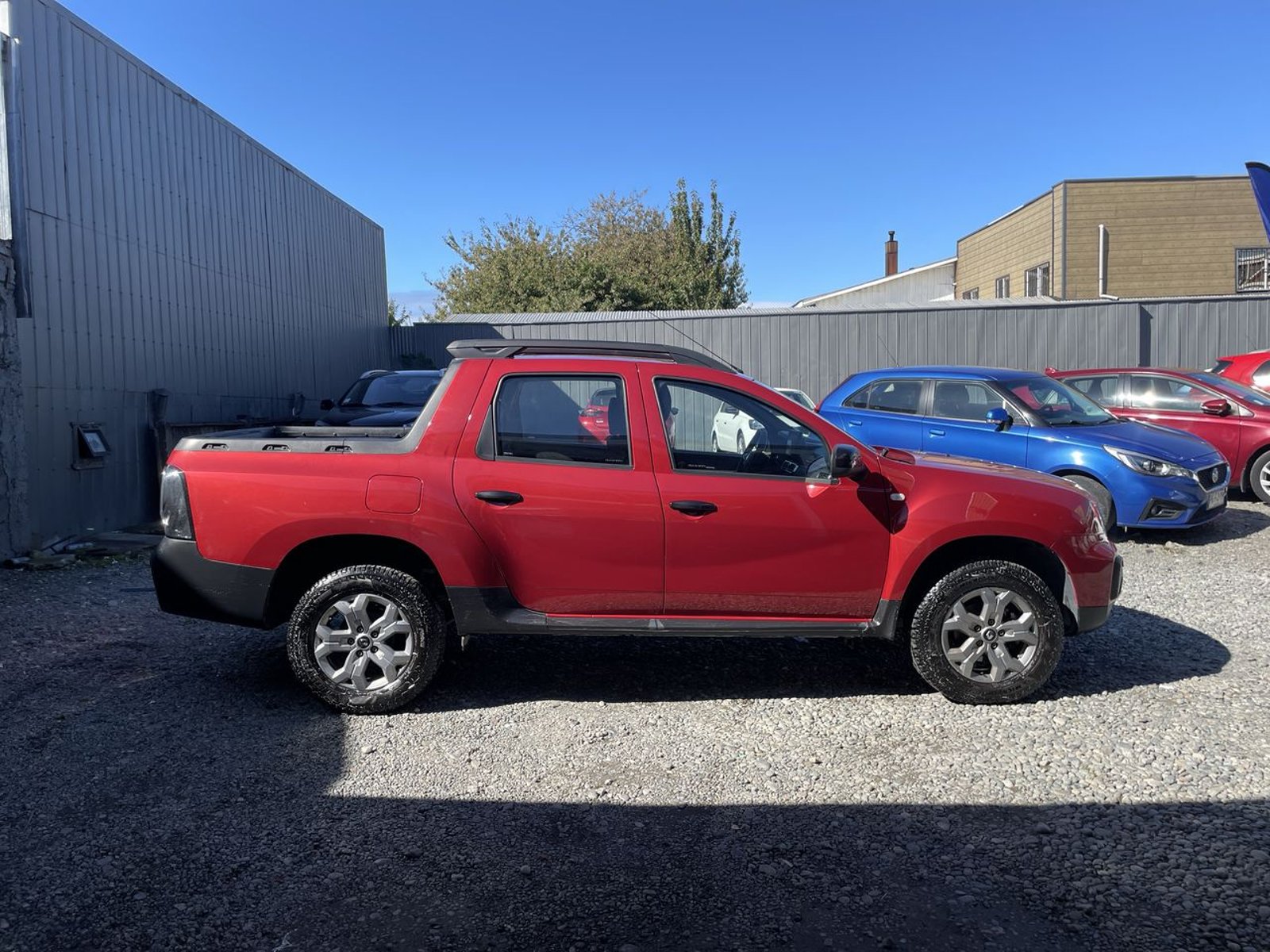 Renault Oroch 1.6 Zen 4x2 Dob. Cab. 6mt 4p 2025 - Imagen 8 de 8