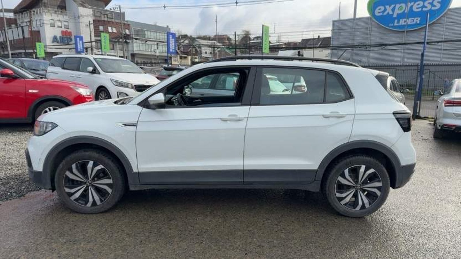 Volkswagen T-cross 1.0 Tsi Comfortline 4x2 Mt5 5p 2023 - Imagen 8 de 8